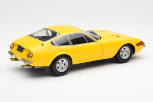 Ferrari 365 GTB/4 Daytona Dzeltens Kyosho 1:18 08162Y Metāls — attēls 3 no 8