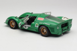 Ferrari 412P #7 Zaļš 24 Hours of Daytona 1967 Eagles Race 1:18 37000 Metāls — attēls 5 no 8