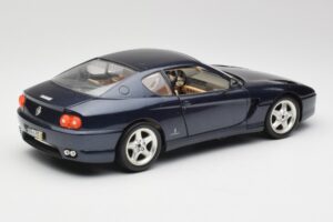 Ferrari 456 GT Zils Bburago 1:18 3036 Metāls — attēls 5 no 8