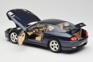 Ferrari 456 GT Zils Bburago 1:18 3036 Metāls — attēls 7 no 8