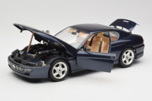 Ferrari 456 GT Zils Bburago 1:18 3036 Metāls — attēls 8 no 8