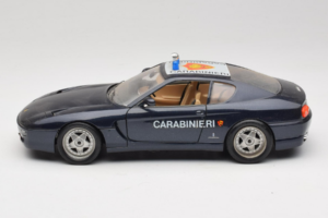 Ferrari 456 GT Carabinieri Melns Bburago 1:18 3036-B3 Metāls — attēls 4 no 8