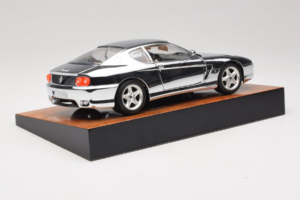 Ferrari 456 GT Chrome Silver Bburago 1:18 3746-R1 Metāls — attēls 4 no 8