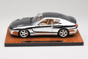 Ferrari 456 GT Chrome Silver Bburago 1:18 3746-R1 Metāls