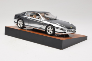 Ferrari 456 GT Chrome Silver Bburago 1:18 3746-R1 Metāls — attēls 6 no 8