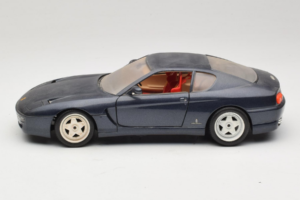 Ferrari 456 GT Dark Blue Metallic Bburago 1:18 3036-B2 Metāls — attēls 4 no 8