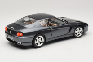 Ferrari 456 GT Pelēks Metallic Īpašs Krāsojums Bburago 1:18 3036 D Metāls — attēls 3 no 8