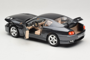Ferrari 456 GT Pelēks Metallic Īpašs Krāsojums Bburago 1:18 3036 D Metāls — attēls 5 no 8