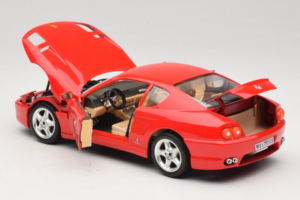 Ferrari 456 GT Sarkans Bburago 1:18 3046-R1 Metāls — attēls 5 no 8