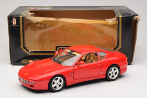 Ferrari 456 GT Sarkans Bburago 1:18 3046-R1 Metāls — attēls 8 no 8