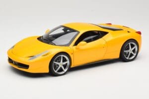 Ferrari 458 Italia Dzeltens Hot Wheels 1:18 P9894 Metāls