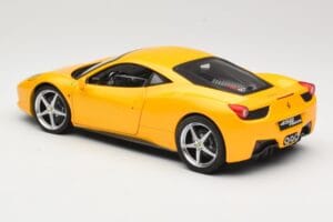 Ferrari 458 Italia Dzeltens Hot Wheels 1:18 P9894 Metāls — attēls 7 no 8