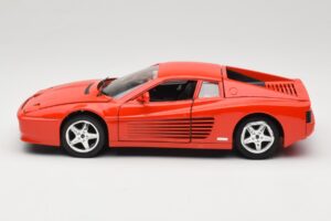 Ferrari 512 TR Sarkans Mira 1:18 6144 Metāls — attēls 4 no 8