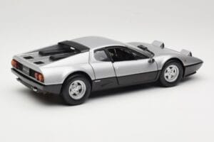 Ferrari 512BB Sudrabs Kyosho 1:18 08171S Metāls — attēls 3 no 8