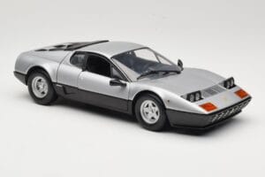 Ferrari 512BB Sudrabs Kyosho 1:18 08171S Metāls — attēls 6 no 8