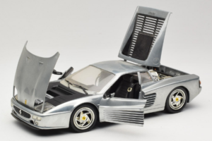 Ferrari 512M Chrome Silver Hot Wheels 1:18 25739 Metāls — attēls 2 no 8