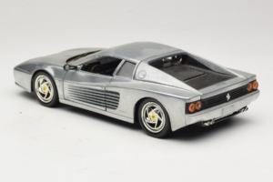 Ferrari 512M Chrome Silver Hot Wheels 1:18 25739 Metāls — attēls 7 no 8