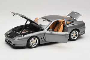 Ferrari 550 Maranello 25 Jahre Ferrari Model Club Sudrabs 2. Versija Bburago 1:18 3064-S1 Metāls — attēls 2 no 8