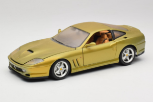 Ferrari 550 Maranello Gold Metallic Braccio & Gotz Bburago 1:18 3044-G1 Metāls