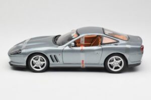 Ferrari 550 Maranello Pelēks Metallic Maisto 1:18 4839 Metāls — attēls 3 no 6