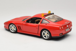 Ferrari 550 Maranello Safety Car Rosso Corsa Bburago 1:18 3064-P1 Metāls — attēls 7 no 8