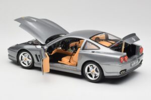 Ferrari 550 Maranello Sudrabs Bburago 1:18 3344 Metāls — attēls 5 no 8