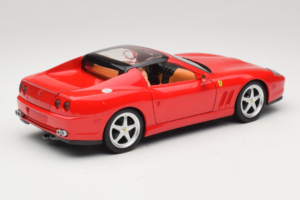 Ferrari 575M Superamerica Sarkans Hot Wheels 1:18 J2858 Metāls — attēls 3 no 8