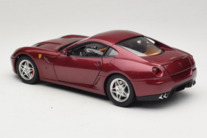 Ferrari 599 GTB Fiorano Tumši Sarkans Hot Wheels 1:18 M1200 Metāls — attēls 7 no 8