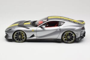 Ferrari 812 Competizione Grigio Coburn Bburago 1:18 18-01647 Metāls — attēls 4 no 8