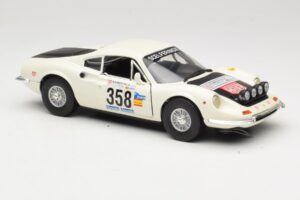 Ferrari Dino 246 GT Balts Anson 1:18 3580 Metāls — attēls 6 no 8