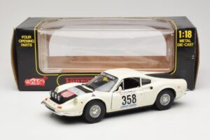 Ferrari Dino 246 GT Balts Anson 1:18 3580 Metāls — attēls 8 no 8