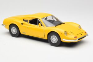 Ferrari Dino 246 GT Dzeltens Anson 1:18 30301W Metāls — attēls 6 no 8