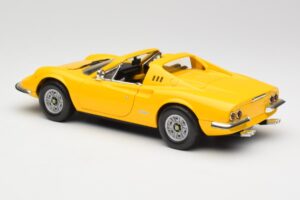 Ferrari Dino 246 GTS Dzeltens Hot Wheels 1:18 23920 Metāls — attēls 7 no 8