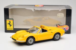 Ferrari Dino 246 GTS Dzeltens Hot Wheels 1:18 23920 Metāls — attēls 8 no 8
