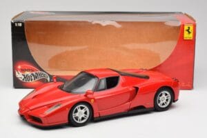 Ferrari Enzo Sarkans Hot Wheels 1:18 56293 Metāls — attēls 8 no 8