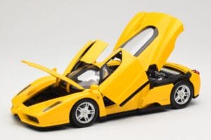 Ferrari Enzo Dzeltens Hot Wheels 1:18 C1550 Metāls — attēls 2 no 8