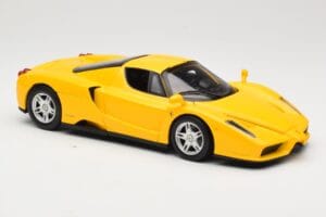 Ferrari Enzo Dzeltens Hot Wheels 1:18 C1550 Metāls — attēls 6 no 8