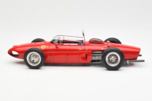 Ferrari Dino 156 Sharknose F1 1961 CMC 1:18 M-078 Metāls — attēls 3 no 6
