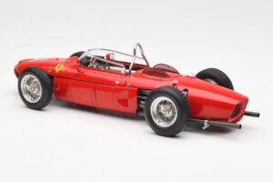 Ferrari Dino 156 Sharknose F1 1961 CMC 1:18 M-078 Metāls — attēls 5 no 6