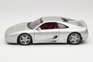 Ferrari F355 Berlinetta Sudrabs UT Models 1:18 180074020-S1 Metāls — attēls 4 no 8