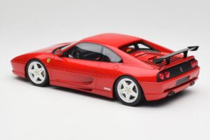 Ferrari F355 Challenge Red 1995 GT Spirit 1:18 GT474 Sveķi — attēls 5 no 6