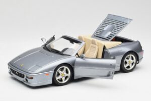 Ferrari F355 Spider Sudrabs Hot Wheels 1:18 23907-M1 Metāls — attēls 2 no 8