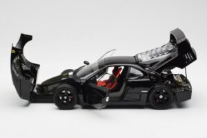 Ferrari F40 Melns Kyosho 1:18 08416BK Metāls — attēls 5 no 10