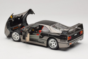 Ferrari F40 Chrome Black Bburago 1:18 3401-B1 Metāls — attēls 5 no 8