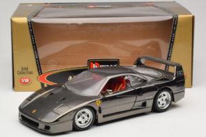 Ferrari F40 Chrome Black Bburago 1:18 3401-B1 Metāls — attēls 8 no 8