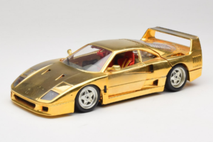 Ferrari F40 Chrome Gold Limited Edition 250 pcs Bburago 1:18 3332-G1 Metāls