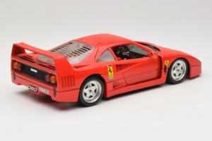 Ferrari F40 Club Deutschland Sarkans Bburago 1:18 3032-L3 Metāls — attēls 3 no 8