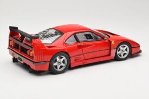 Ferrari F40 Competizione Test Version Sarkans Hot Wheels 1:18 P9922 Metāls — attēls 3 no 8