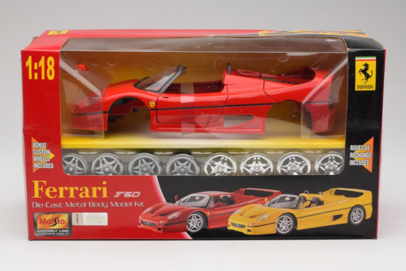 Ferrari F40 Sarkans Model Kit Maisto 1:18 39822 Metāls