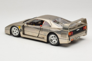 Ferrari F40 Dark Chrome Silver Kroymans Ierobežots Izlaidums Bburago 1:18 3032-C2 Metāls — attēls 7 no 8
